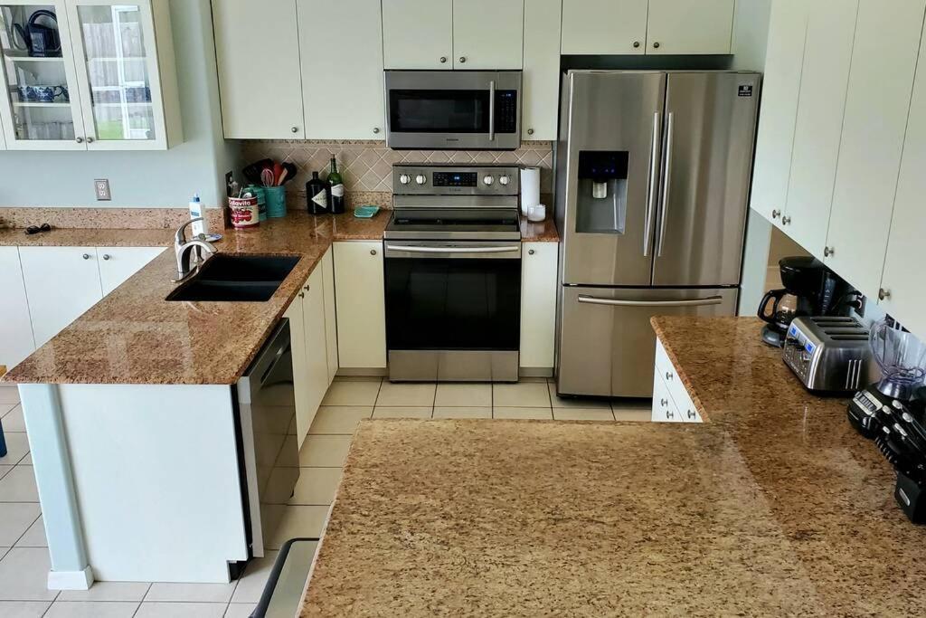 Our Beautiful Florida Vacation Home With Heated Pool Port St. Lucie Экстерьер фото