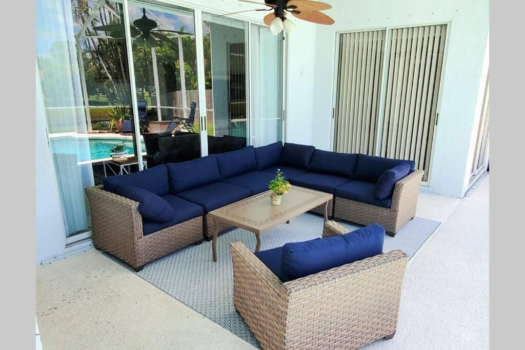 Our Beautiful Florida Vacation Home With Heated Pool Port St. Lucie Экстерьер фото